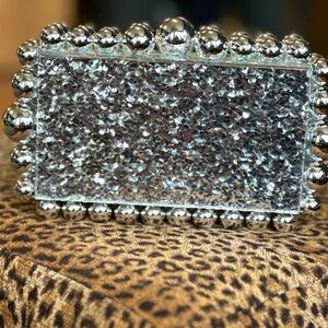 Unsigned fashion purse